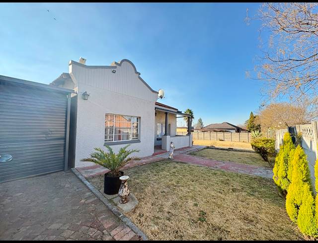 2 BEDROOM HOUSE FOR SALE IN BRAKPAN CENTRAL